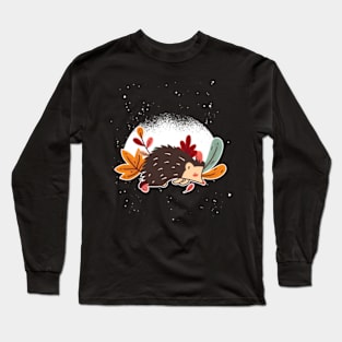 hedgehog pile of leaves Long Sleeve T-Shirt